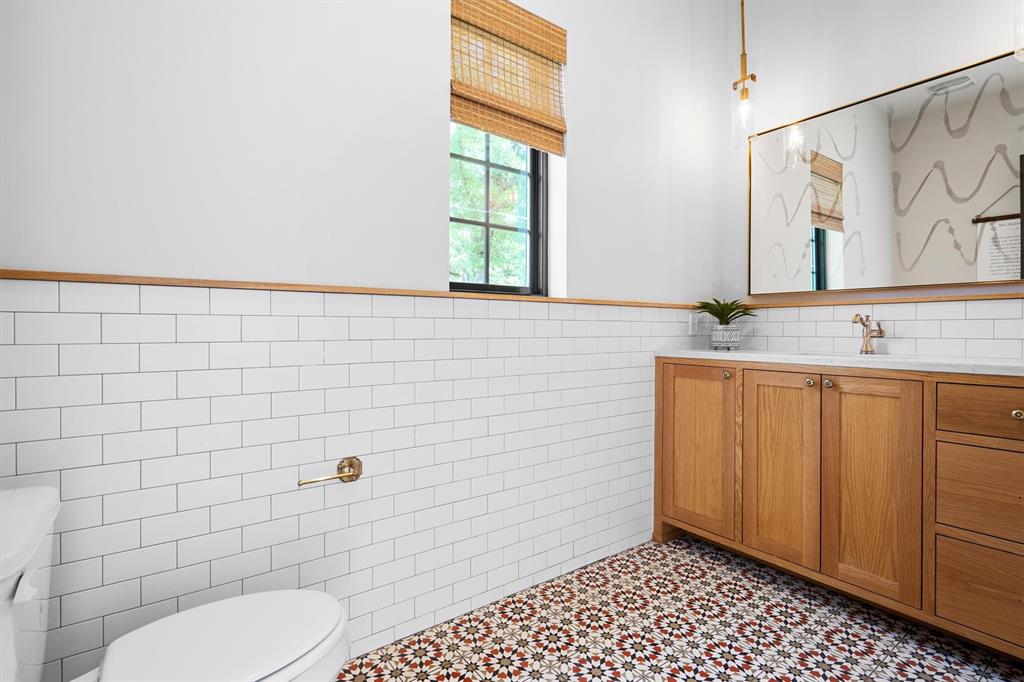 Hickory Hill Estate - Residential