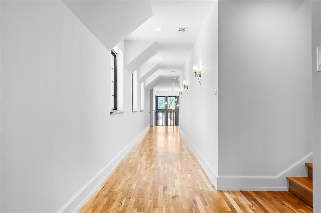 Hickory Hill Estate - Residential