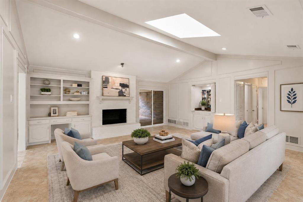 242 Woodcrest Drive