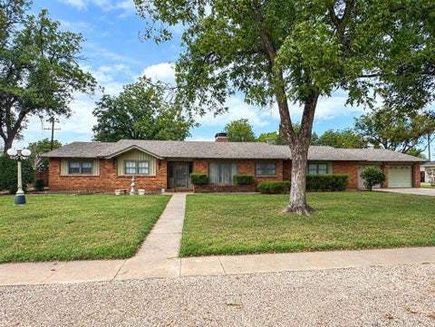 Photo of 1601 N Avenue F, Haskell, TX 79521 (MLS # 21362694)