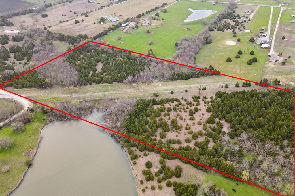 25 acres County Road 672