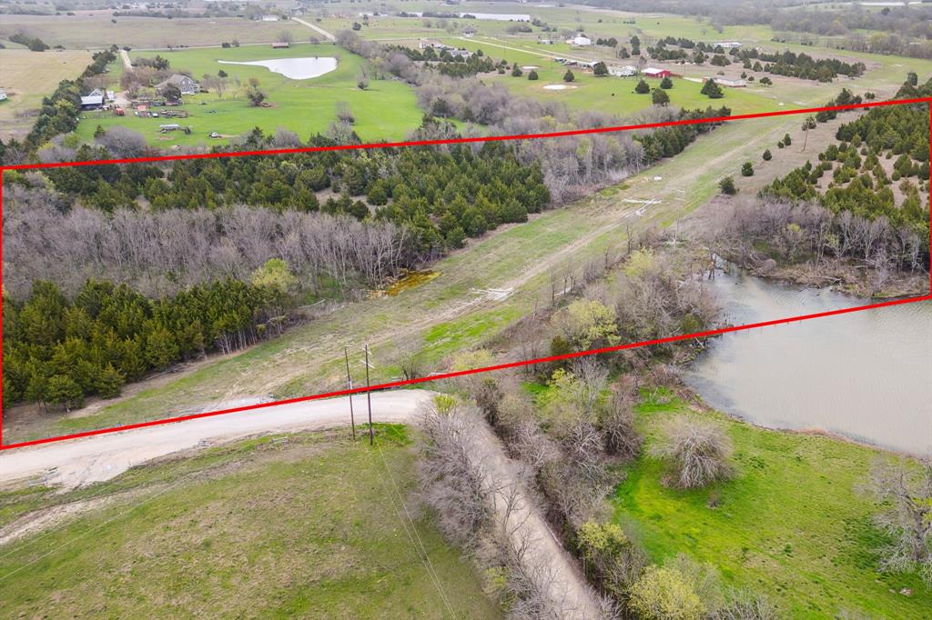 25 acres County Road 672
