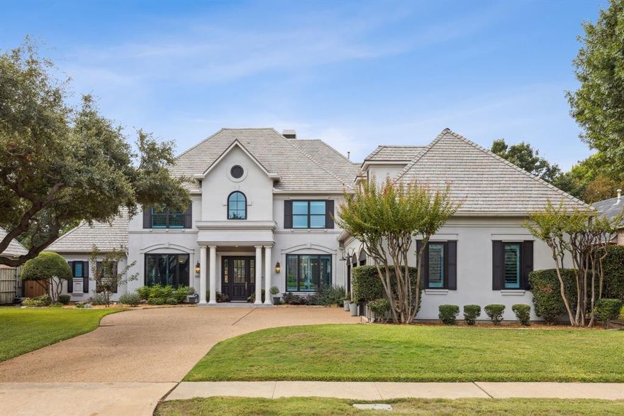 Premier Willow Bend location on the 5th tee of the Gleneagles Country Club Queens Golf Course. Spectacular views overlooking the sparkling pool, cozy outdoor living room and lush golf course. Home has been completely updated with most current styling, state of the art kitchen appliances, built in 240+ wine bottle refrigeration, spa like primary master bath & retreat, fresh paint, fixtures, hardware. Downstairs primary suite with custom closet system & huge bedroom & bathroom. 2 Downstairs living rooms with a see through fireplace. Upstairs - 3 bedrooms, large gameroom big enough for pool table, toys or workout room with builtin desk, cozy media room. Loads of storage and deep closets throughout. 3 car garage. Perfect central Plano location with easy access to the Tollway or George Bush. Minutes to shopping at Park & Preston, Willow Bend, Legacy or Stonebriar!