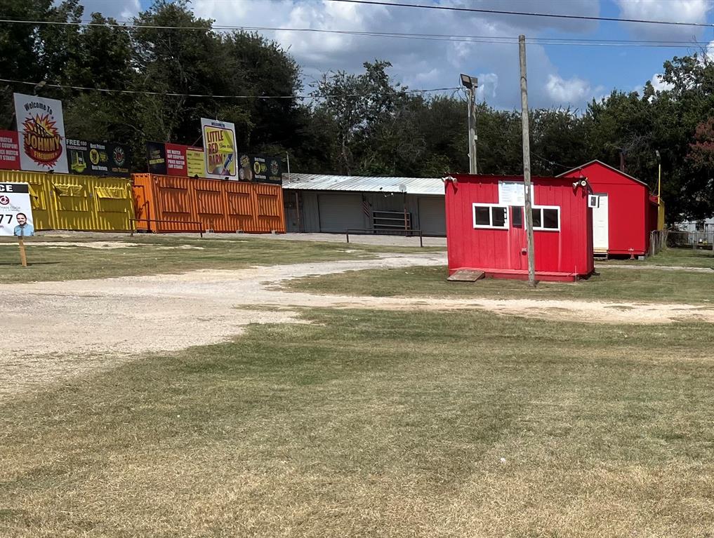 1810 Farm Market 1187