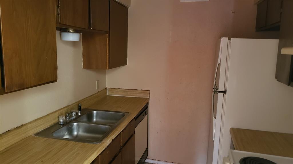 Duplex South Add - Residential Lease