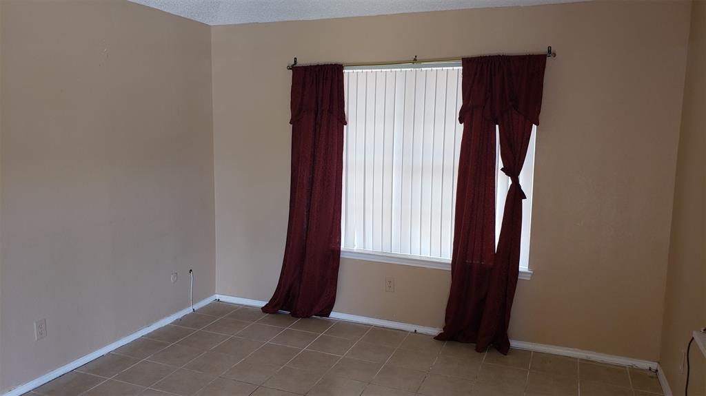 Duplex South Add - Residential Lease