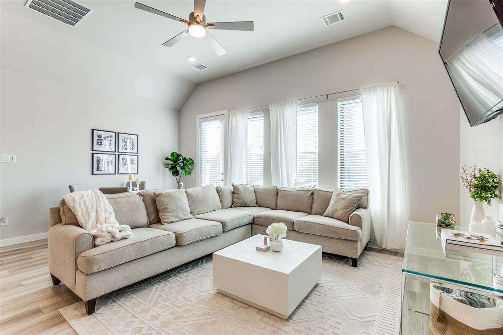 Fort Worth Avenue Townhomes - Residential Lease