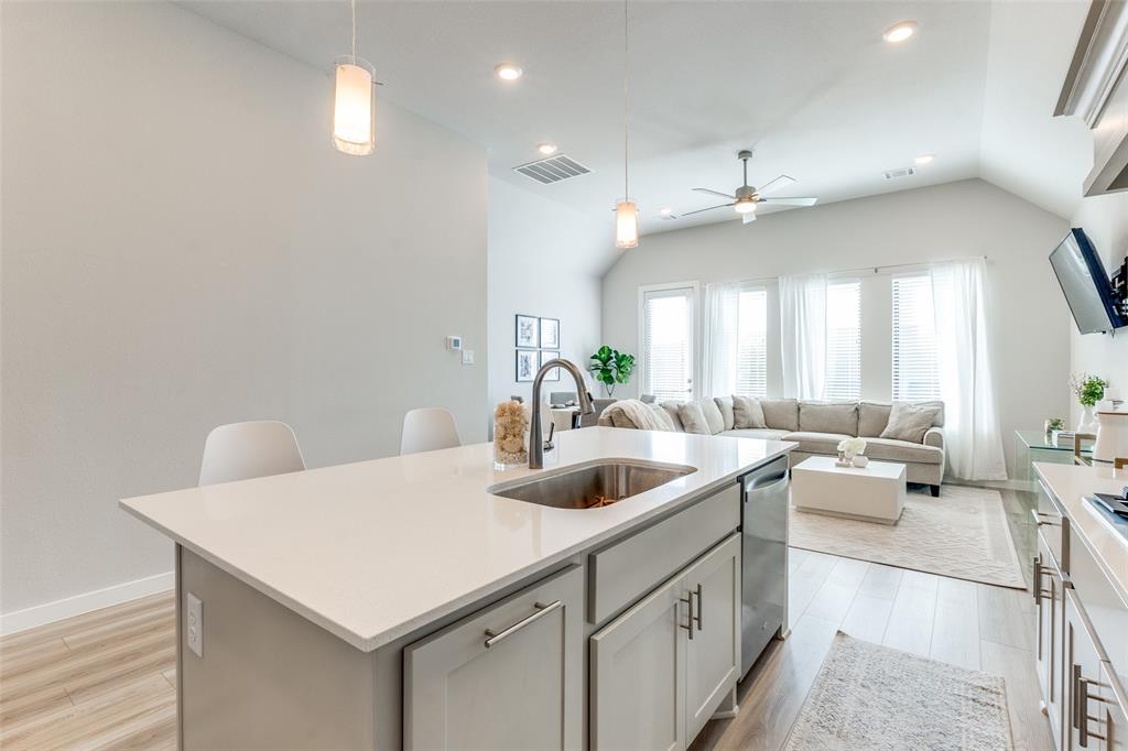 Fort Worth Avenue Townhomes - Residential Lease