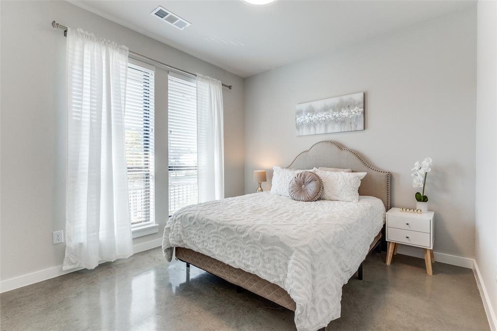 Fort Worth Avenue Townhomes - Residential Lease