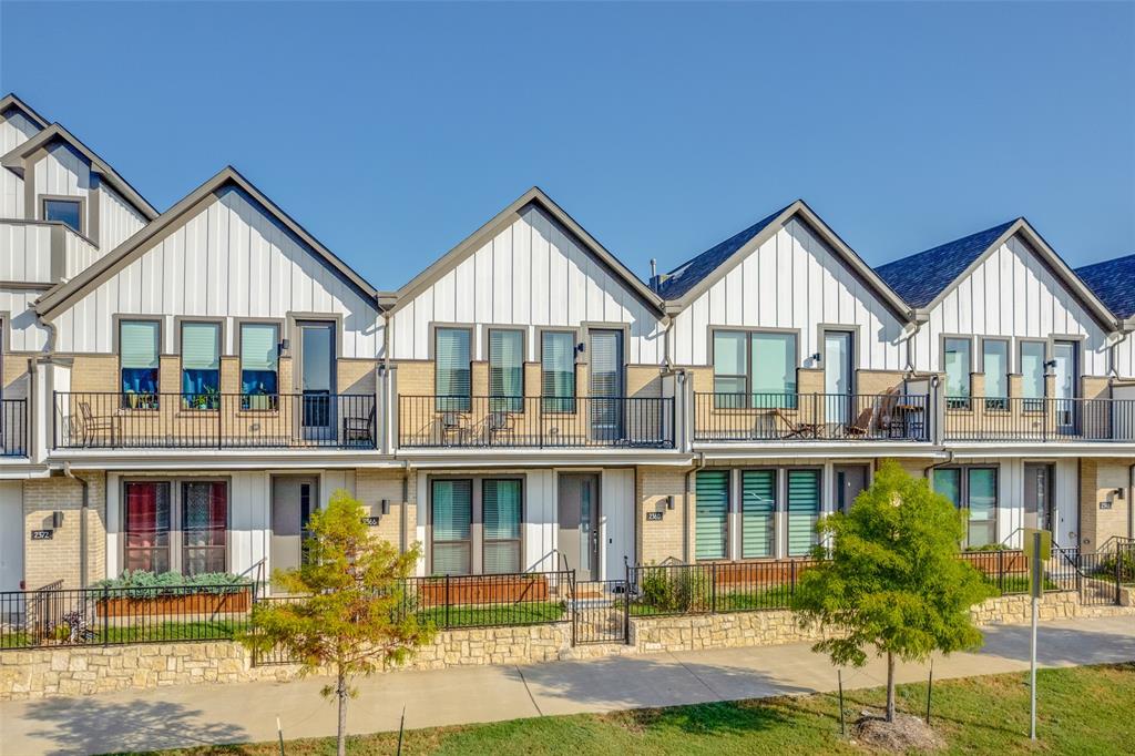 Fort Worth Avenue Townhomes - Residential Lease
