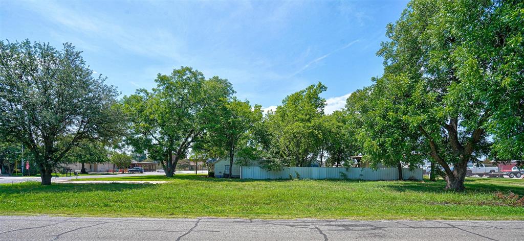 Burleson Add - Commercial Sale