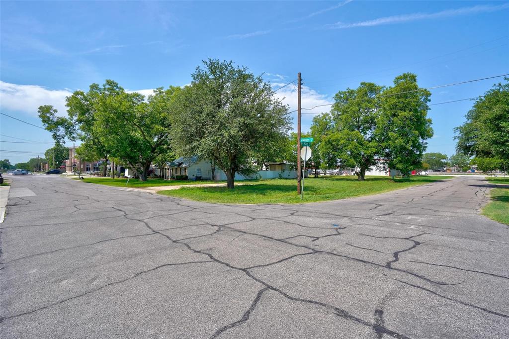 Burleson Add - Commercial Sale