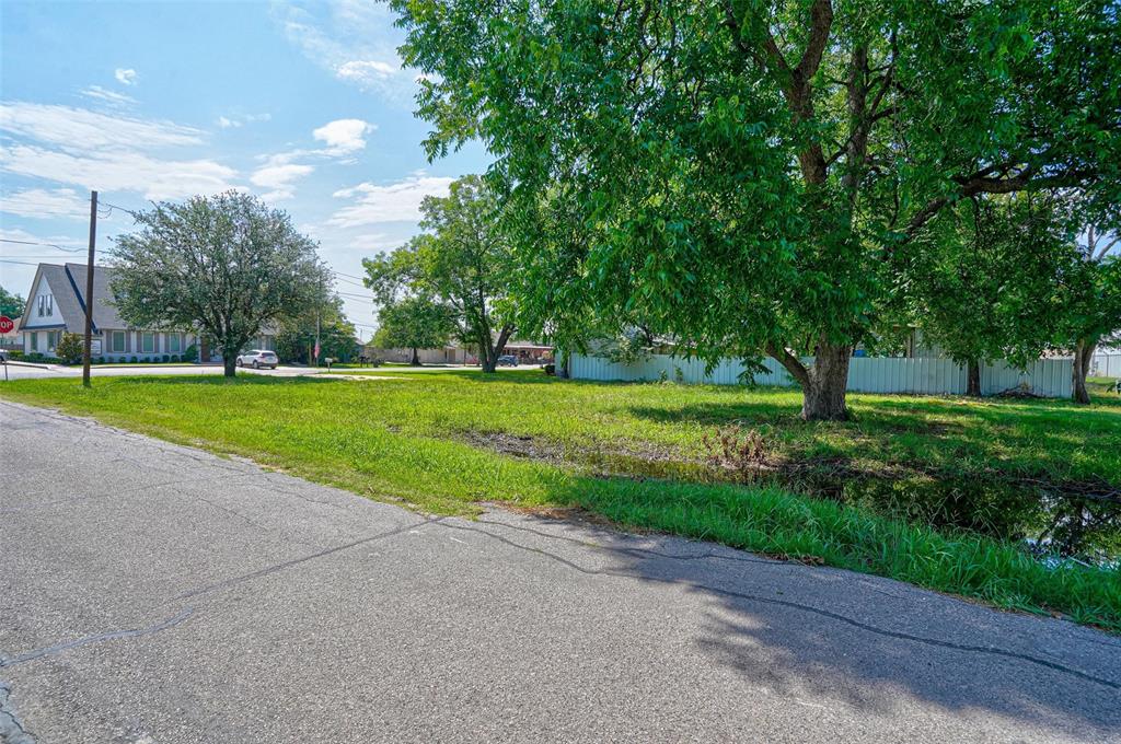 Burleson Add - Commercial Sale