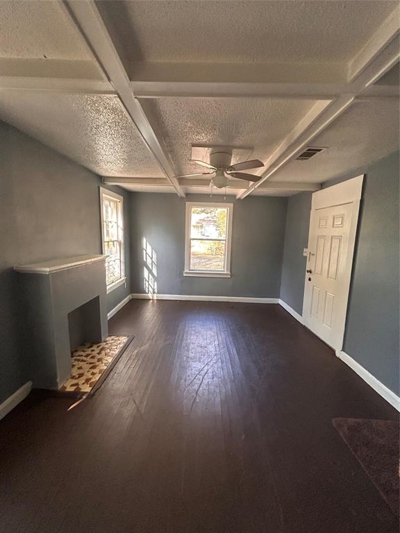 2233 Queens Highway