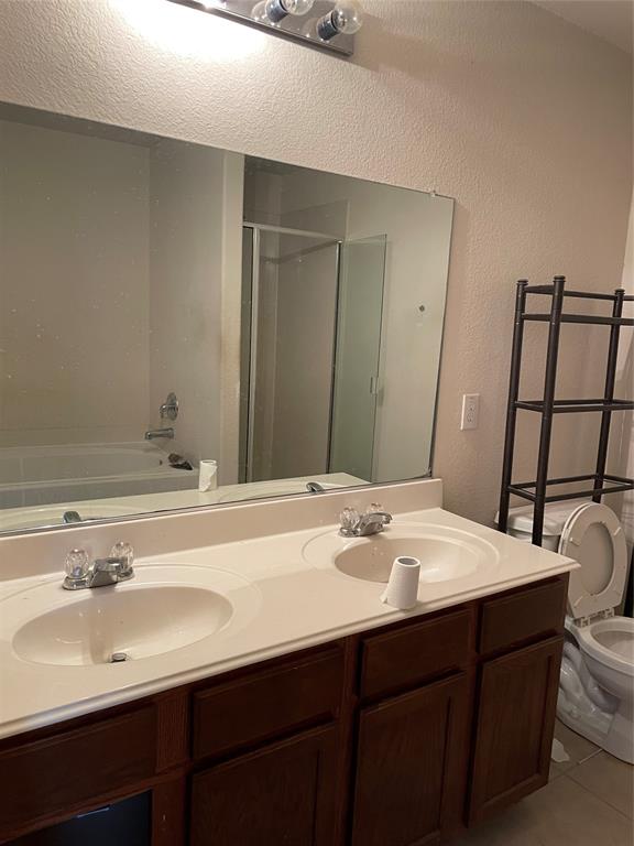 Hidden Cove Ph Two B - Residential