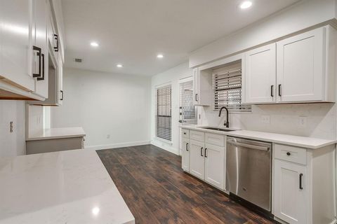 Tiny photo for 1115 Olde Towne Drive, Irving, TX 75061 (MLS # 21197538)