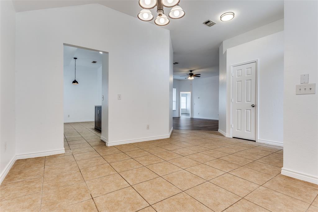 117 S Rolling Meadows Drive