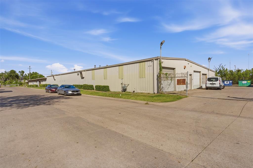 South Hemphill Heights - Commercial Sale