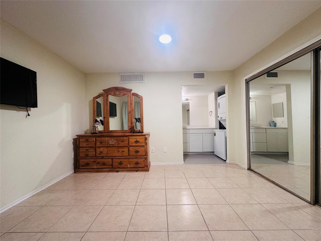 Richland Trace Condo Ph I-Xi - Residential