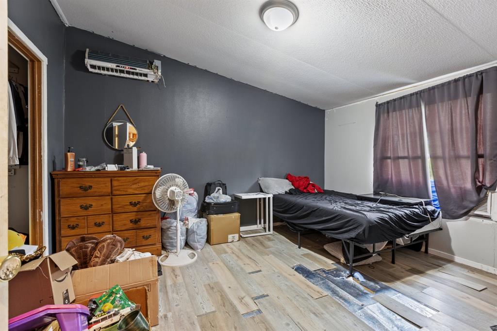 H R CRAIG - Residential