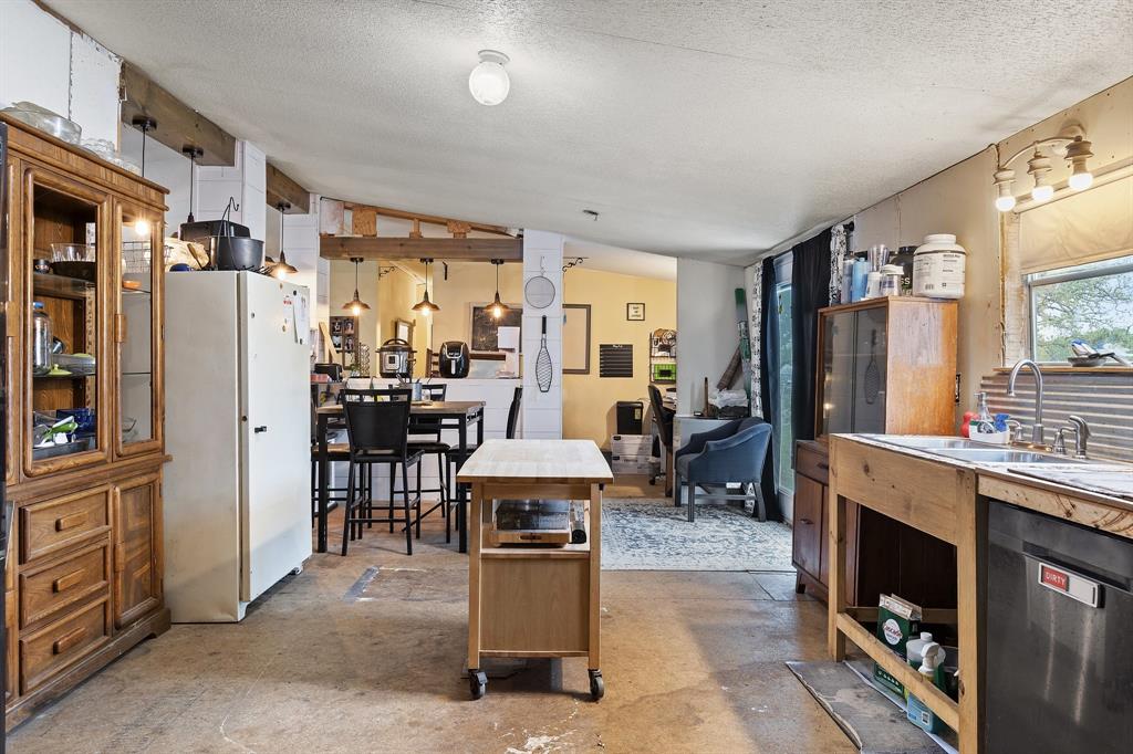 H R CRAIG - Residential