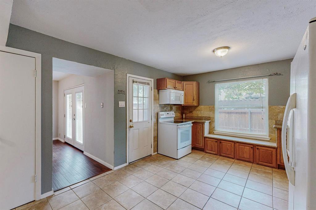 13818 Methuen Green Lane