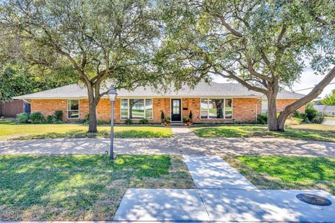 3708 Waldorf Drive Dallas TX 75229