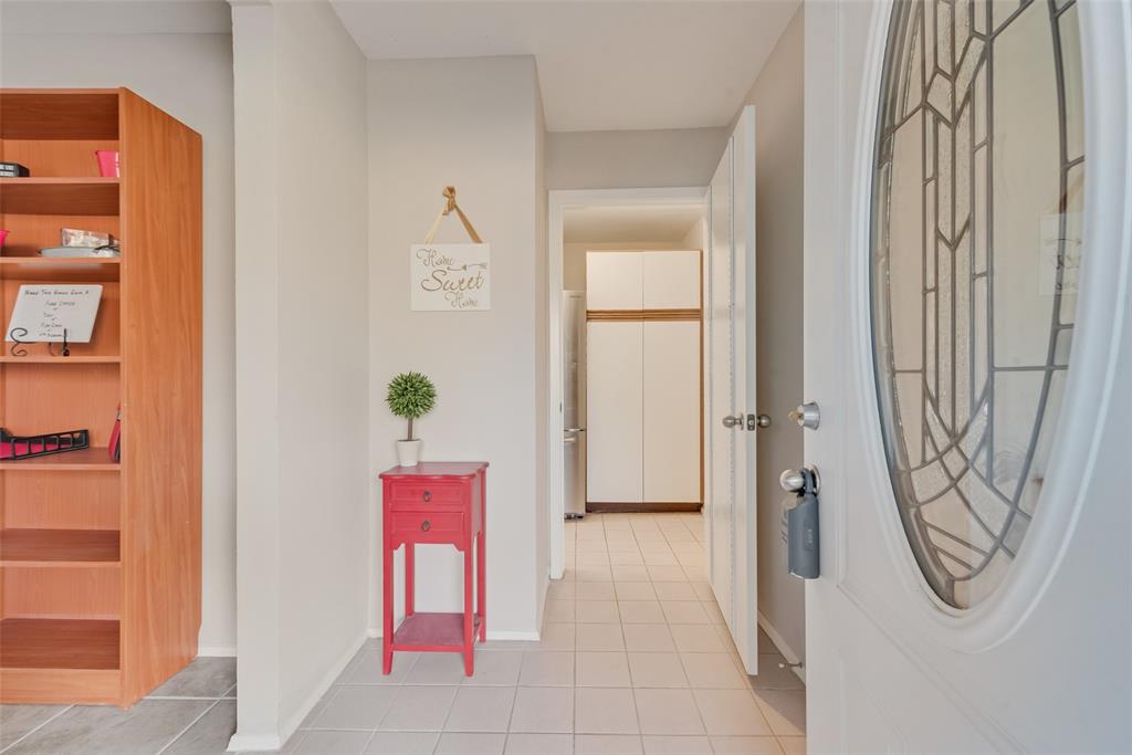 805 Edgefield Drive