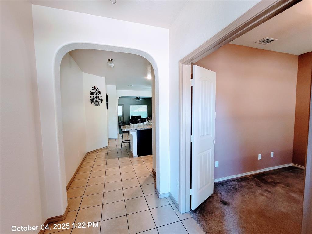 912 Iona Drive