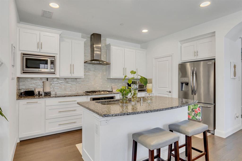 Mustang Park Ph Seven - Residential