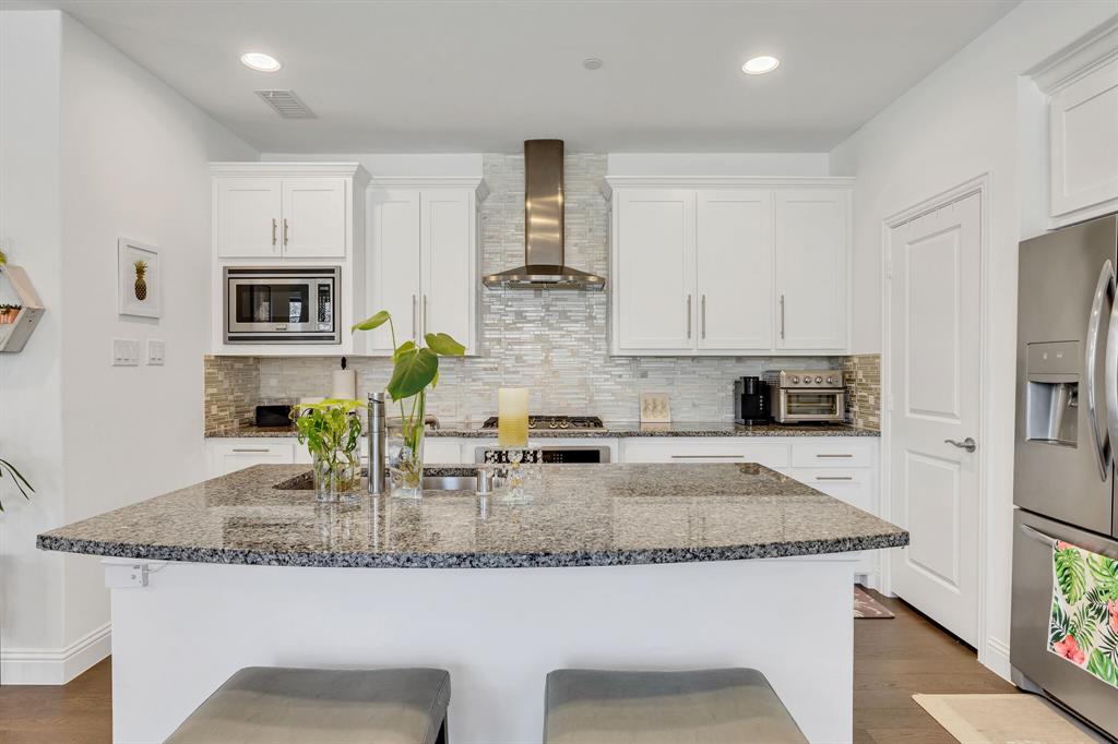 Mustang Park Ph Seven - Residential