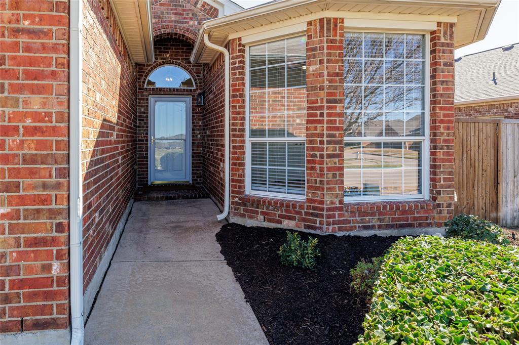 12833 Farmington Drive