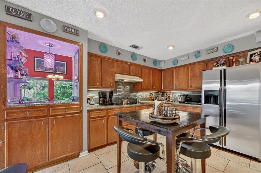 10015 Chimney Hill Lane