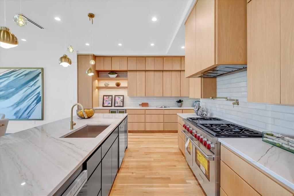 Hilltop Homes - Residential