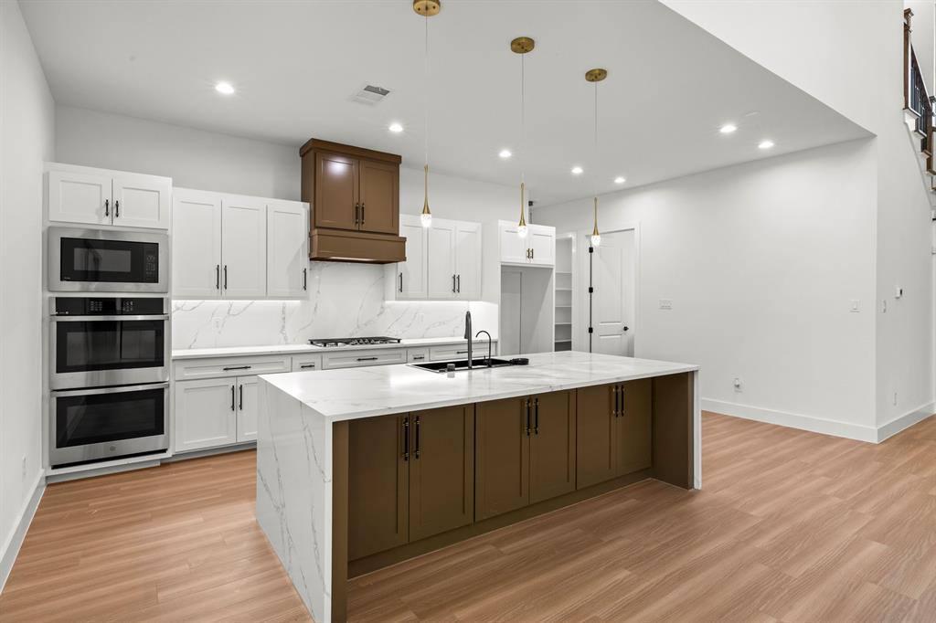 Lake Country Estates Add - Residential