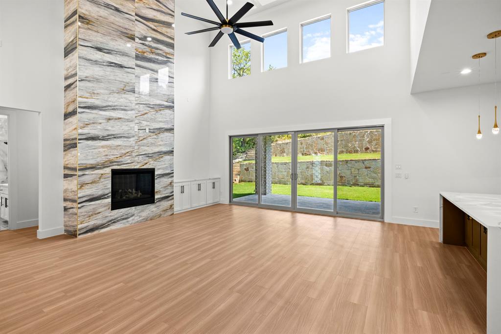 Lake Country Estates Add - Residential