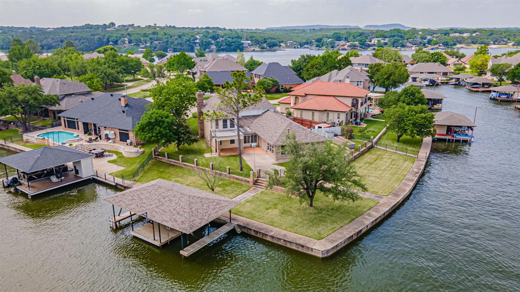 Waters Edge - Residential