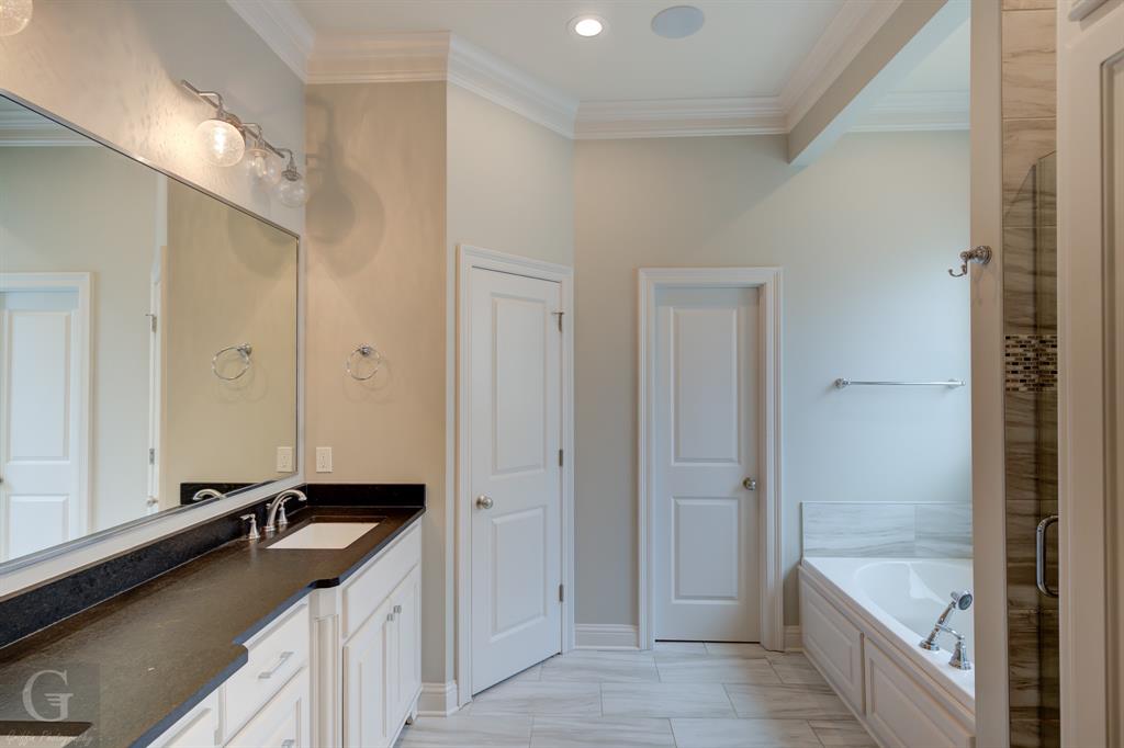 Rosedale Place Un #16 - Residential