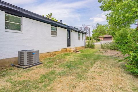 A home in Krum