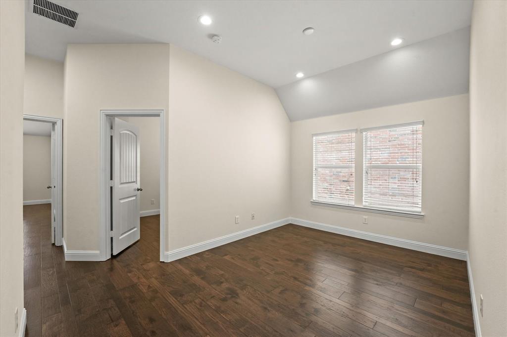 Woodbridge Ph 13 - Residential