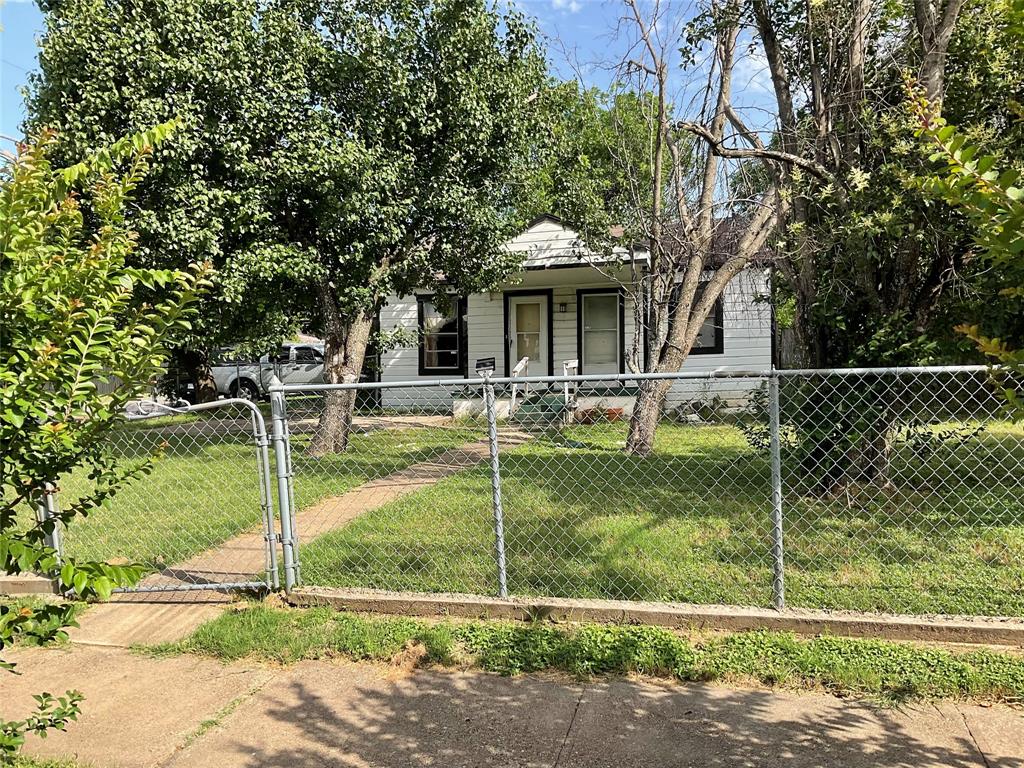 2703 Marjorie Avenue