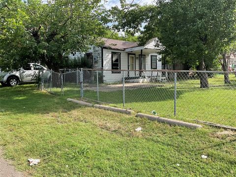 2703 Marjorie Avenue Dallas TX 75216