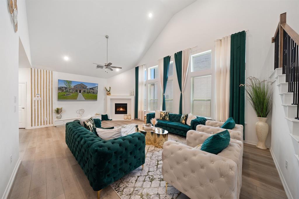 Trinity Falls Planning Unit 7 Ph 2 - Residential Lease