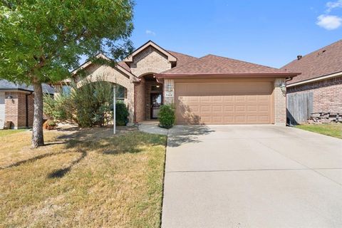 2424 Wakecrest Drive Fort Worth TX 76108