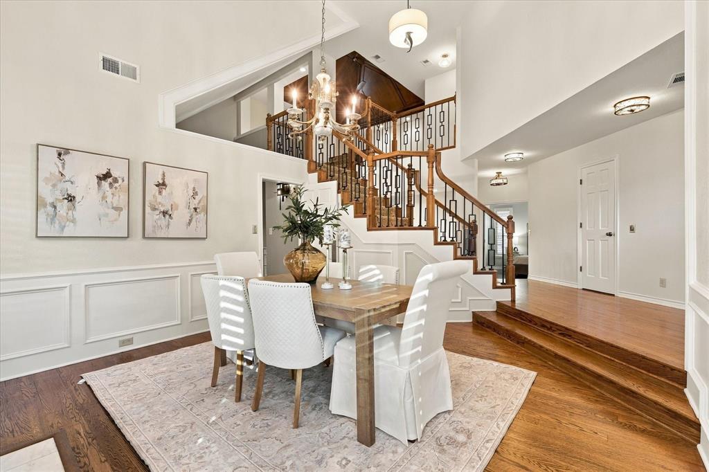 82 Remington Drive W