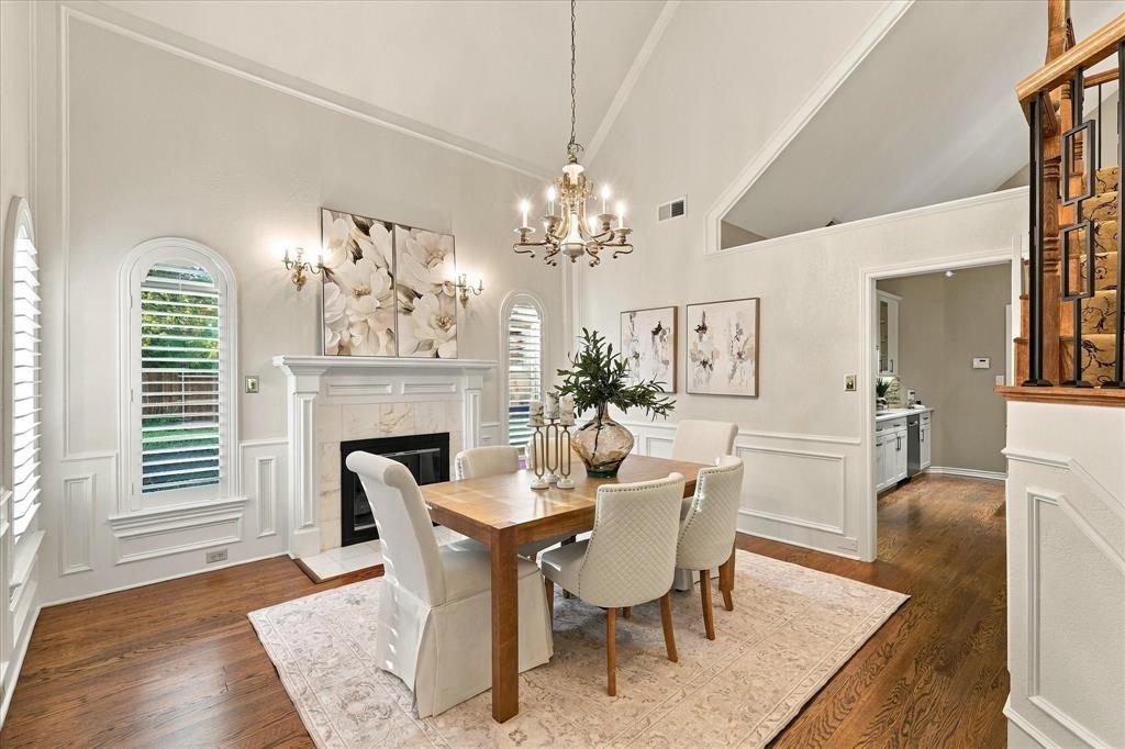 82 Remington Drive W