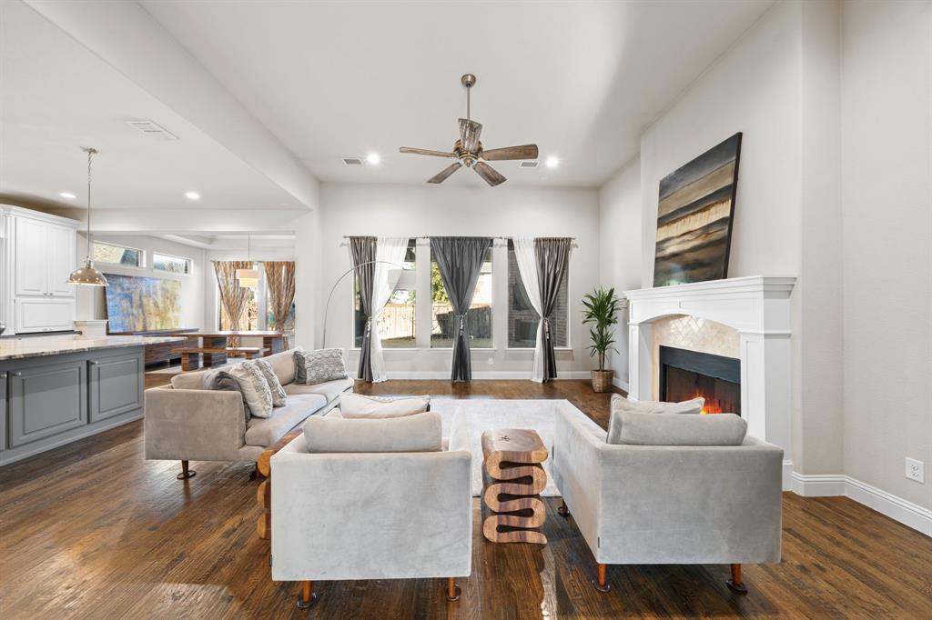 4400 Bristleleaf Lane