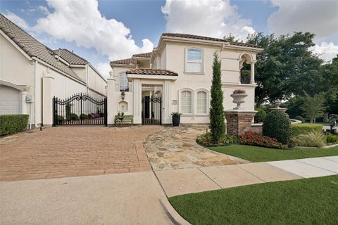 Photo of 5528 Gleneagles Drive, Plano, TX 75093 (MLS # 21291733)