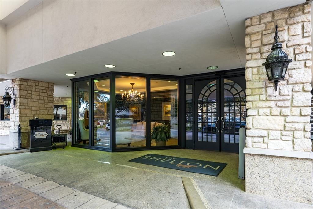 Photo for 5909 Luther Lane #2000, Dallas, TX 75225 (MLS # 21032581)