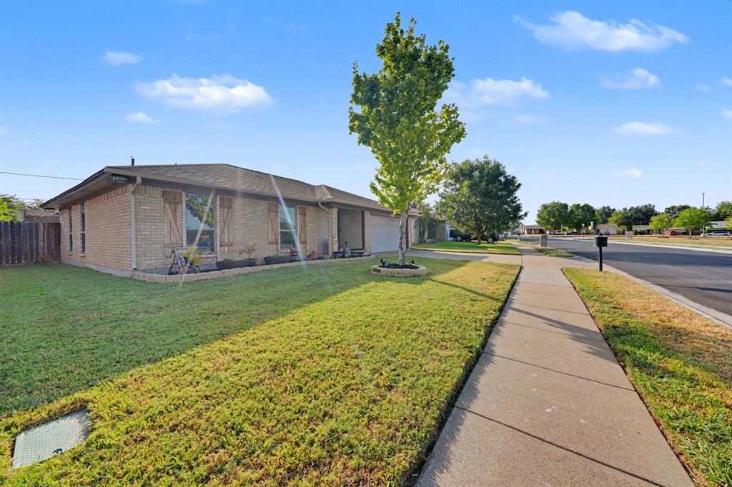 7624 Maplehill Road